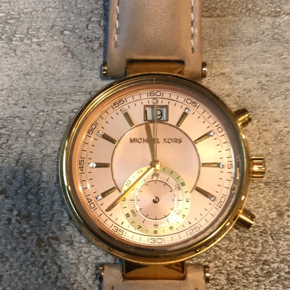 Michael Kors watch - Picture 1 of 9